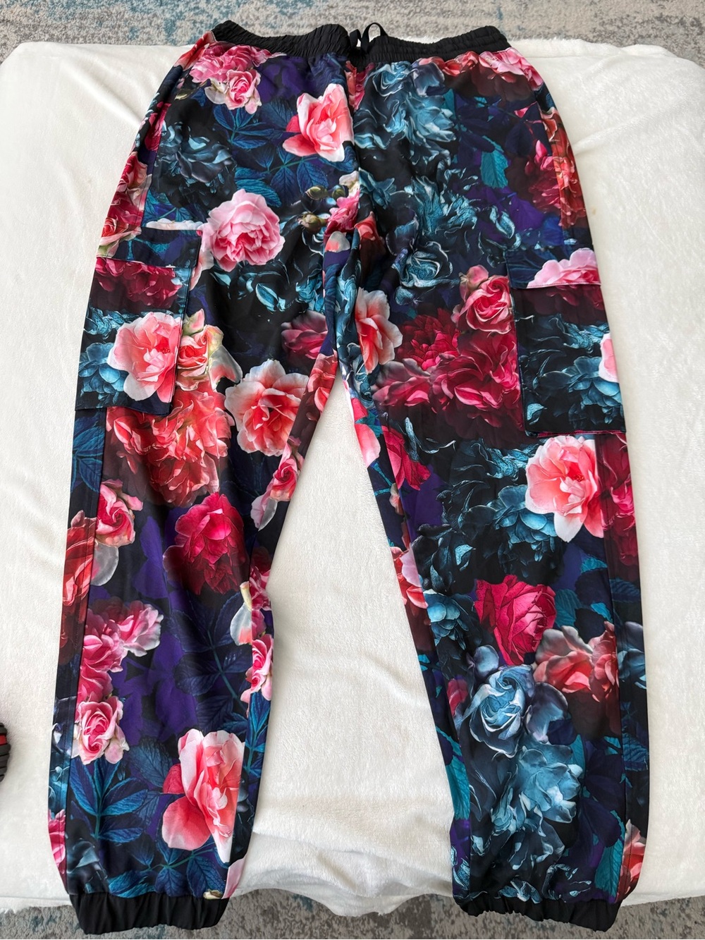 JOHNNY Was studio cargo track pant in multi Size Medium D99
